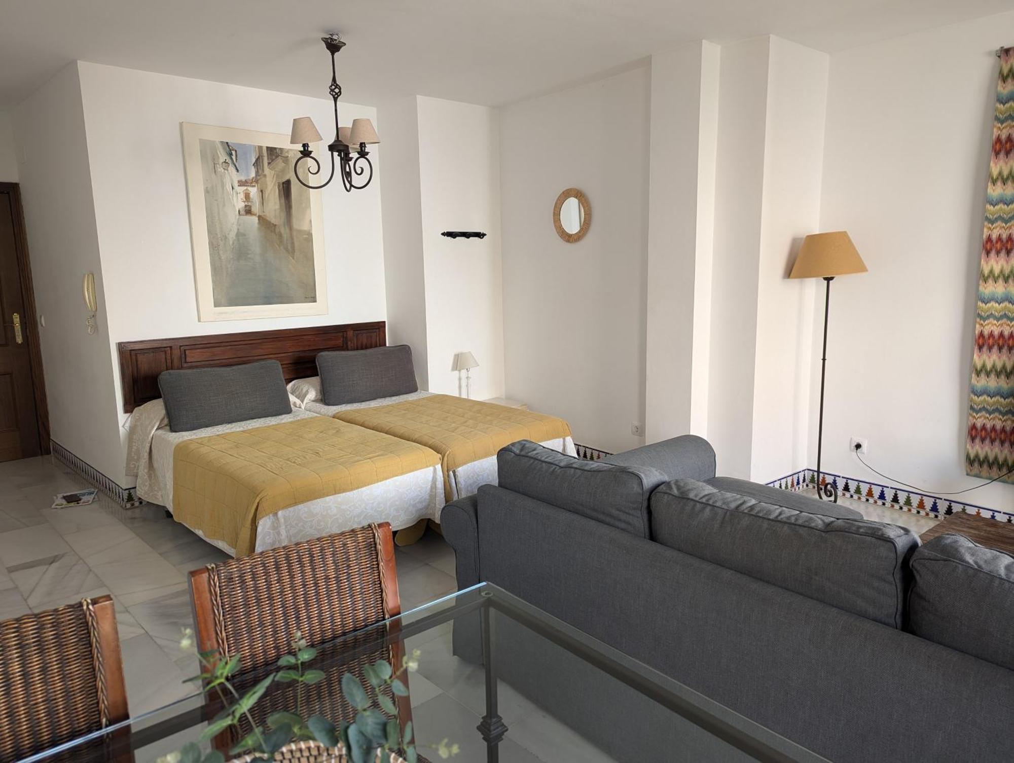Apartamentos Plaza Córdova Exterior foto